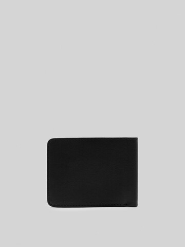 Pull&Bear Wallet in Black