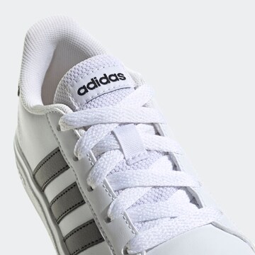 ADIDAS PERFORMANCE Athletic Shoes 'Grand Court 2.0' in White