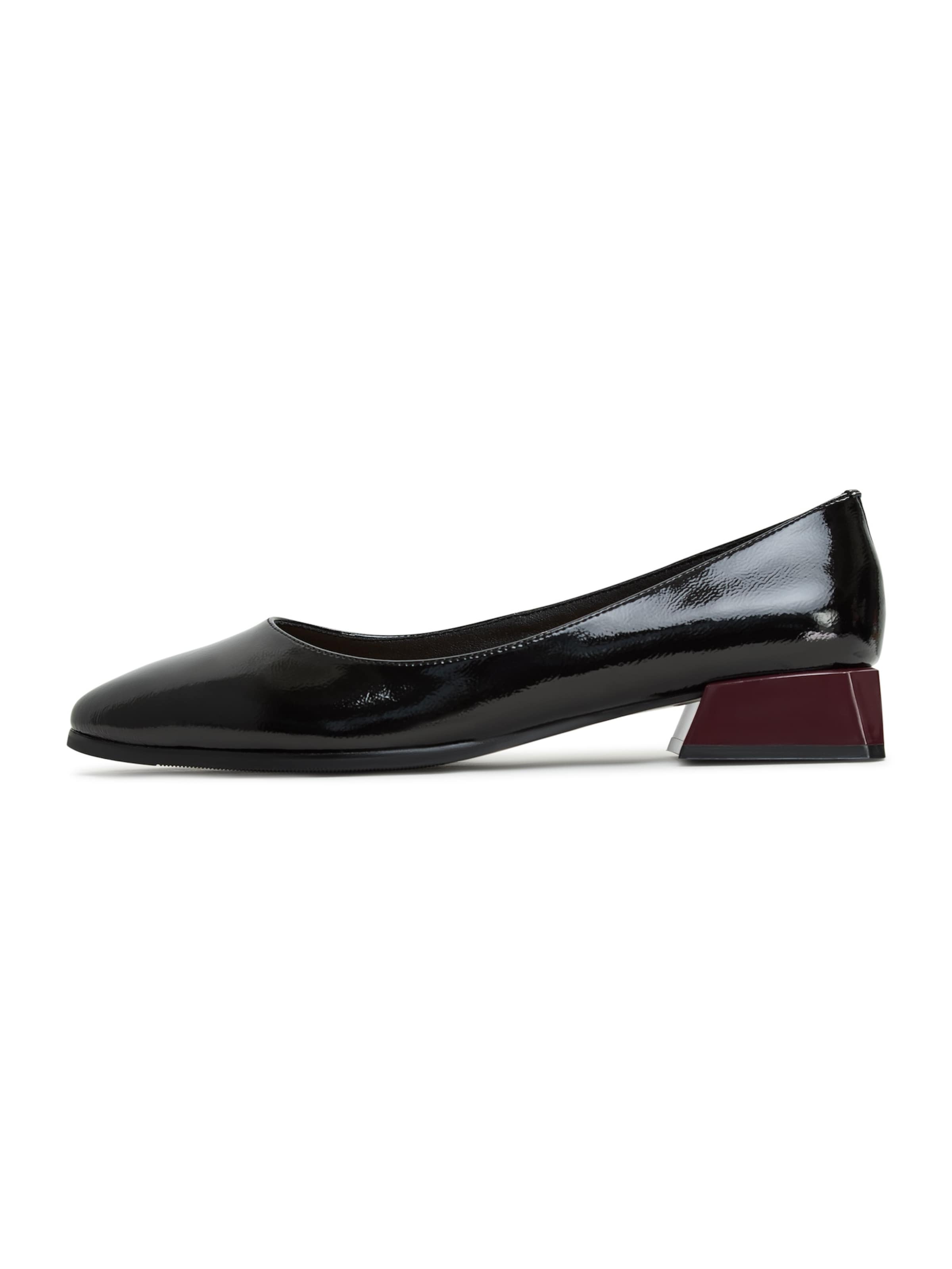 CESARE GASPARI Ballerina in Black: front