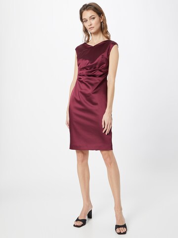 SWING Cocktail dress in Red: front