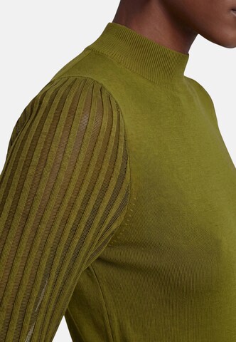 zero Pullover in Grün