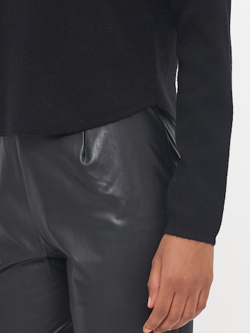 Only Petite - Jersey 'ONLIBI ELLA' en negro