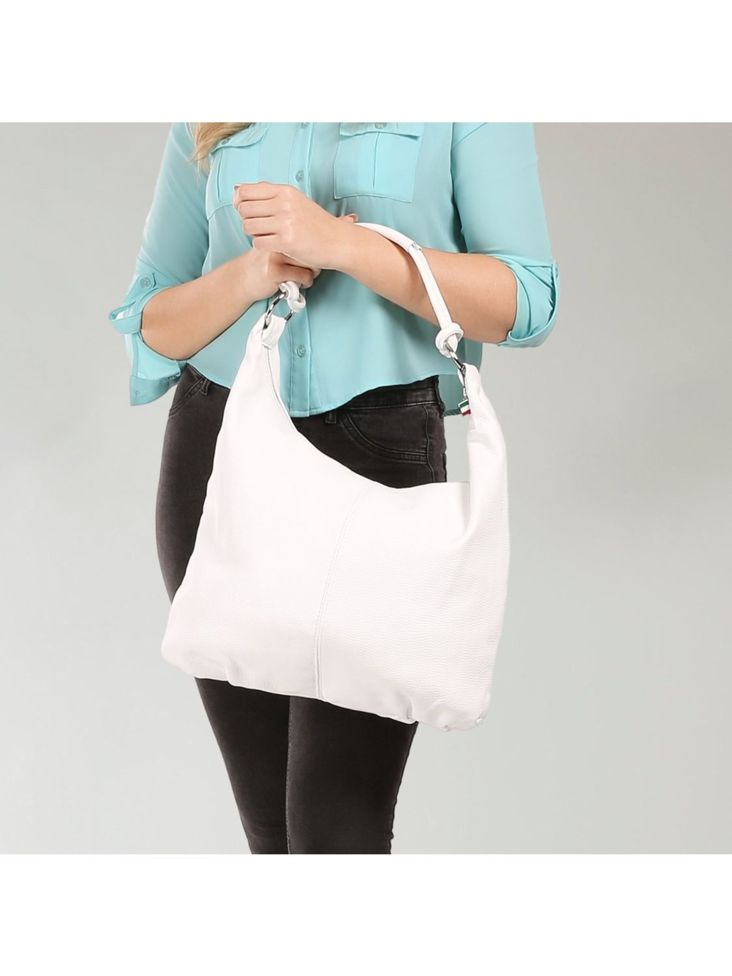 Florence Schoudertas in Wit