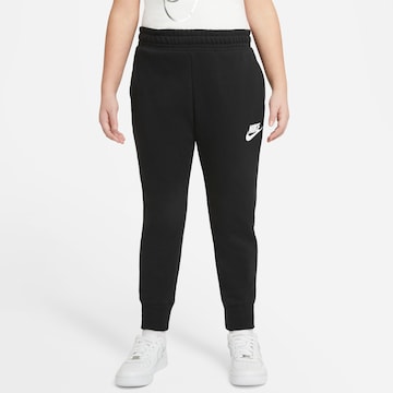 Nike Sportswear Tapered Trousers in Black: front