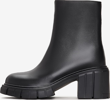 Bottes CESARE GASPARI en noir : devant