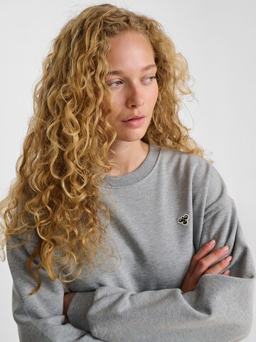 Sweat-shirt 'Bee' Hummel en gris