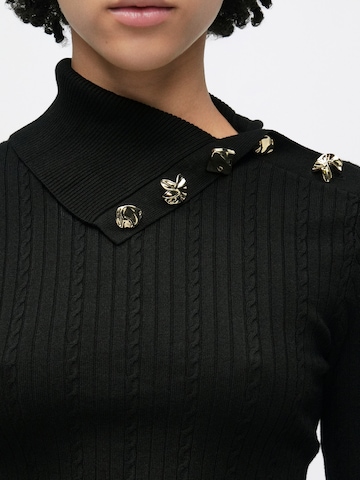 GUESS Pullover i sort