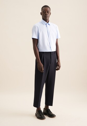 Coupe regular Chemise business 'Smart Essentials' SEIDENSTICKER en bleu