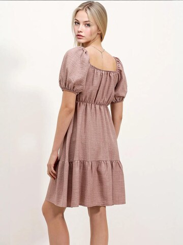 Bigdart Dress in Pink
