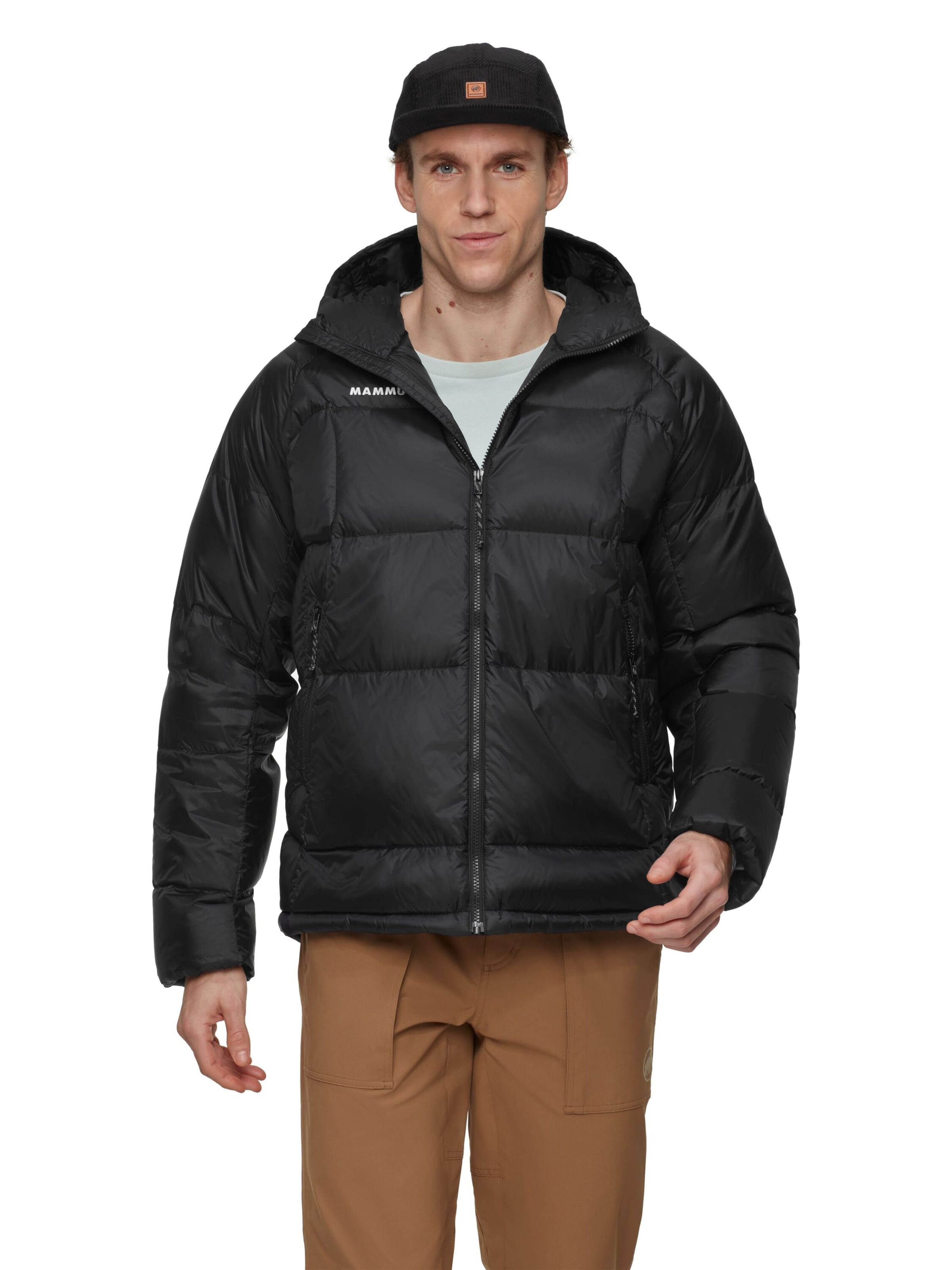 MAMMUT Outdoor jacket in Black: front