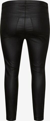 Vero Moda Curve Skinny Farkut 'Seven' värissä musta