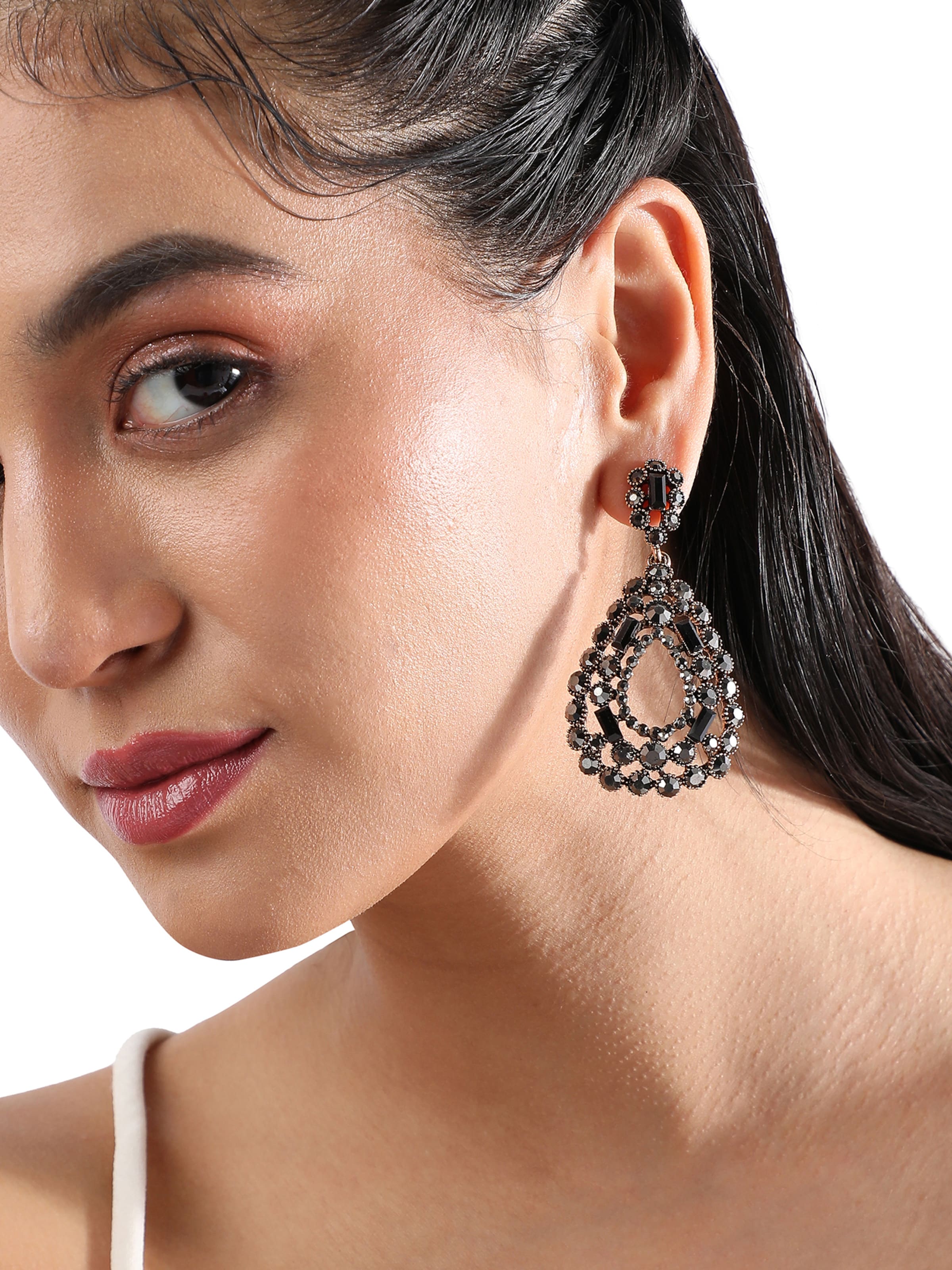 SOHI Örhängen 'Nahida' i silver: framsida