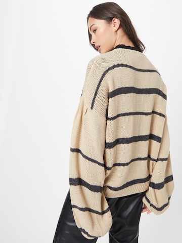 In The Style Knit cardigan 'LORNA' in Brown