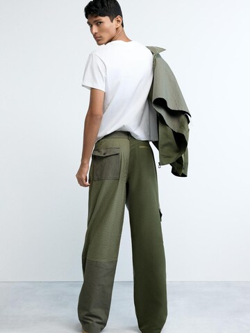 Desigual Zvonové kalhoty Kapsáče – zelená