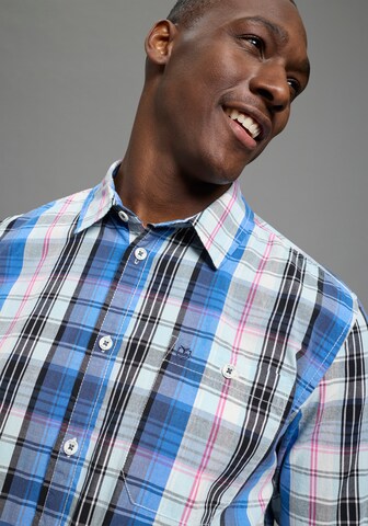 DELMAO Regular fit Button Up Shirt in Blue