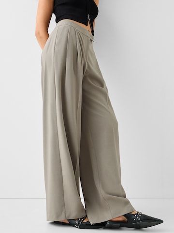 Bershka Wide Leg Bukser med fals i beige