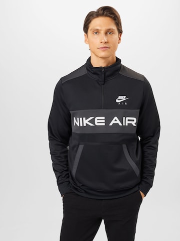 Nike Sportswear Sweatshirt in Black: front