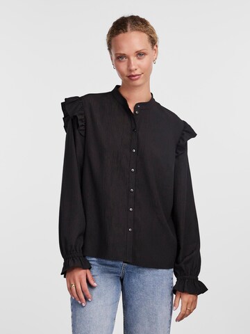 Camicia da donna 'SIRASI' di PIECES in nero: frontale