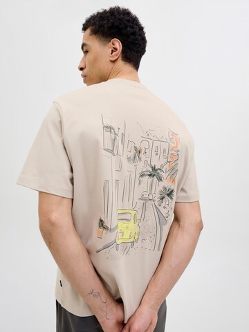 T-Shirt 'Destination' JACK & JONES en gris : devant