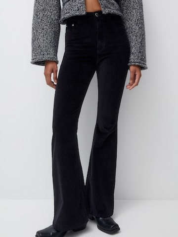 Pull&Bear Flared Broek in Zwart: voorkant