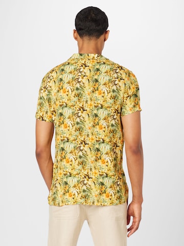 WESTMARK LONDON Comfort fit Button Up Shirt 'Hawaii' in Yellow