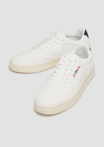 Baskets basses s.Oliver en blanc