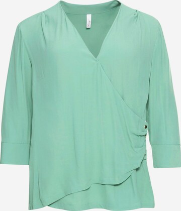 SHEEGO - Blusa en verde: frente