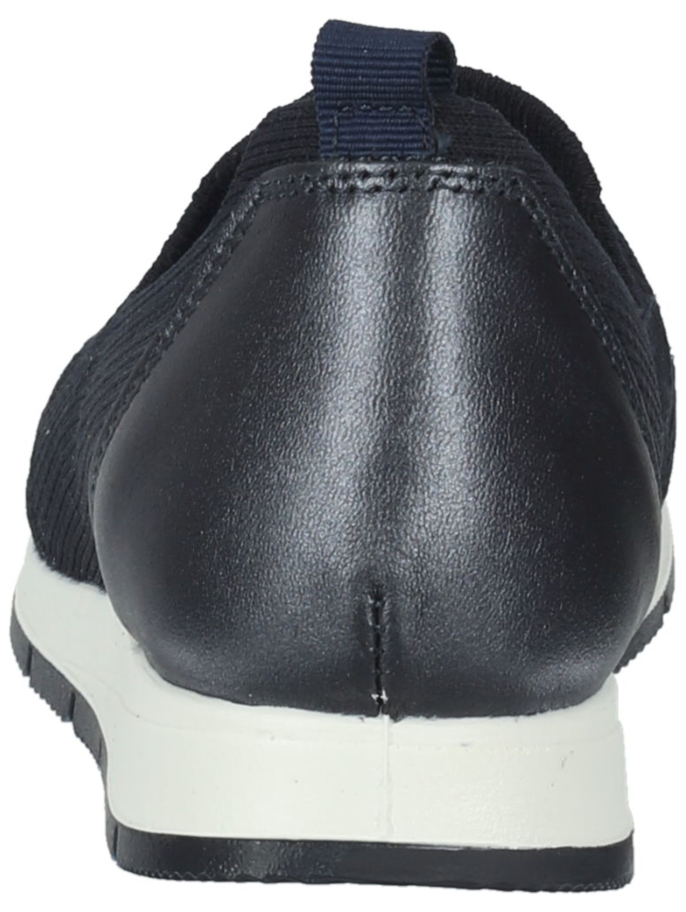 Bama Classic Flats in Black