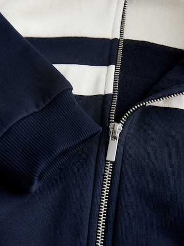 Next Tréning dzseki - kék