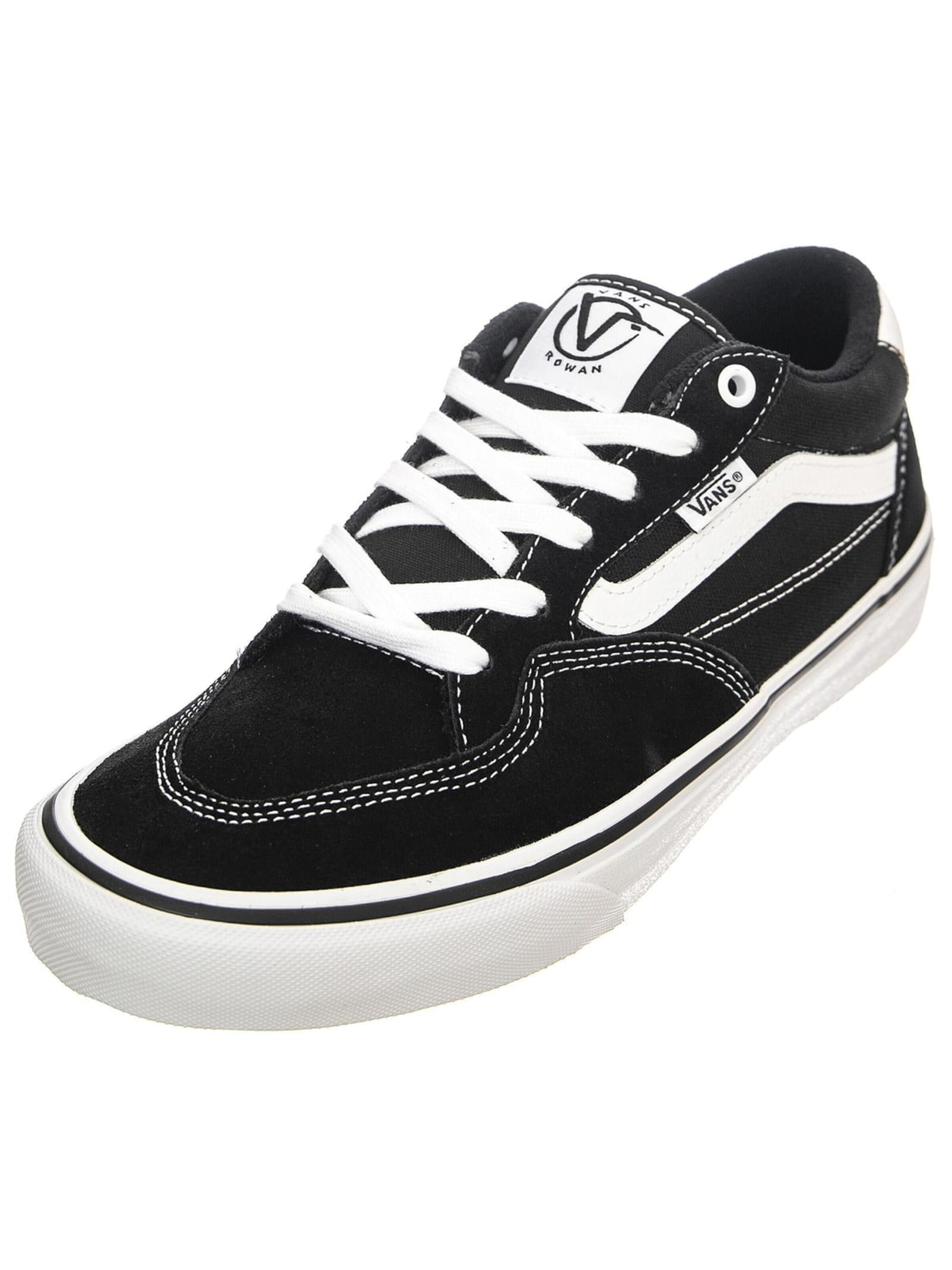 VANS Athletic lace-up shoe in Black: front
