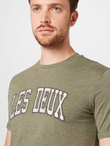 T-Shirt 'Crane' Les Deux en vert