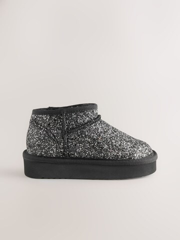 Next Snow boots in Black