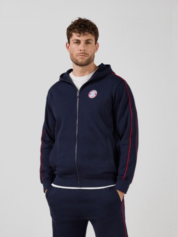 FC BAYERN MÜNCHEN Zip-Hoodie Essentials in Blau: Vorderseite