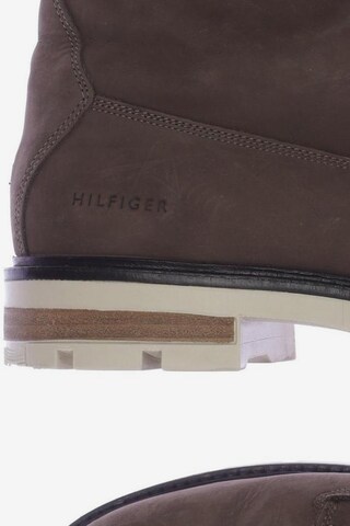 TOMMY HILFIGER Anke & Mid-Calf Boots in 45 in Brown