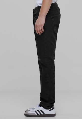 2Y Premium Tapered Jeans in Zwart