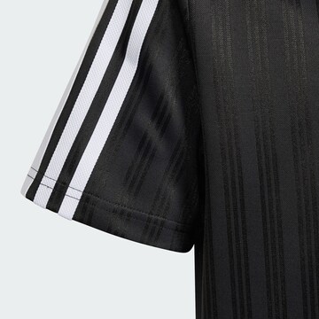 ADIDAS ORIGINALS T-Shirt 'Adicolor' in Schwarz