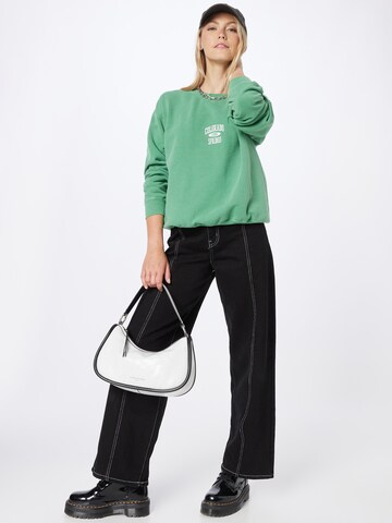 Sweat-shirt BDG Urban Outfitters en vert