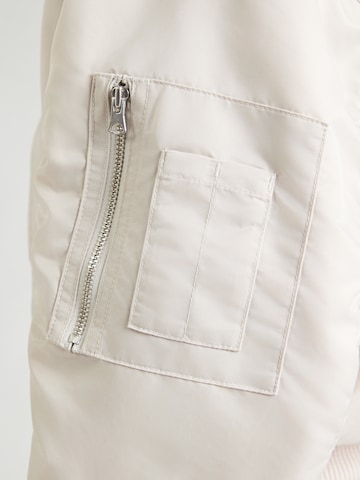 LEVI'S ® Between-season jacket in Grey