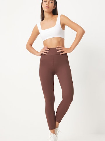 Skinny Leggings di Happiness İstanbul in marrone