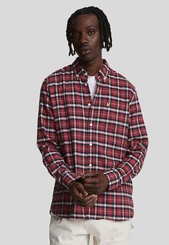 Coupe regular Chemise Lyle & Scott en rouge : devant