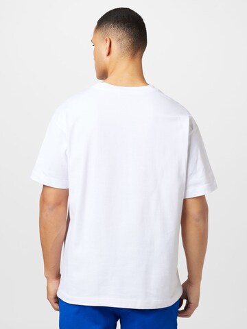 T-Shirt Cotton On en blanc