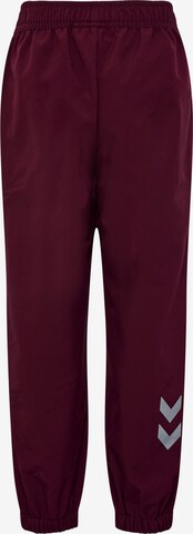 Effilé Pantalon d'extérieur Hummel en rouge