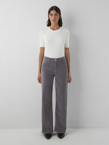 Mavi Flared Jeans in Grey: front