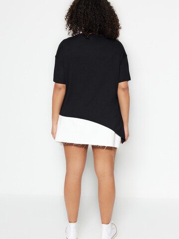 Trendyol Curve - Camiseta en negro