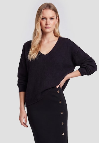 DreiMaster Klassik Sweater in Black: front