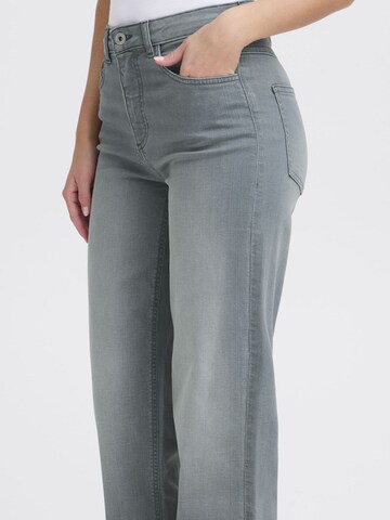 Loosefit Jeans ' IHTWIGGY STRAIGHT ' di ICHI in grigio