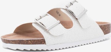 COLORS OF CALIFORNIA Mules in White: front