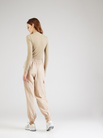 Effilé Pantalon cargo 'Katinka' ONLY en beige