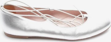 PRETTY BALLERINAS Flats & Loafers in 36,5 in Silver: front