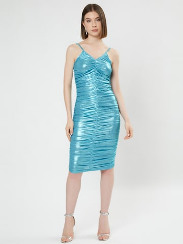 Influencer Φόρεμα κοκτέιλ σε μπλε: μπροστά